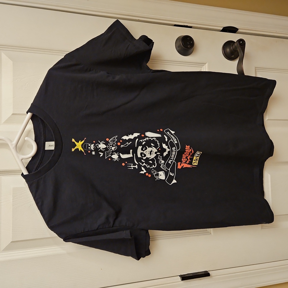 Svengoolie "E Pluribus Berwyn" | Christmas Tree Tee